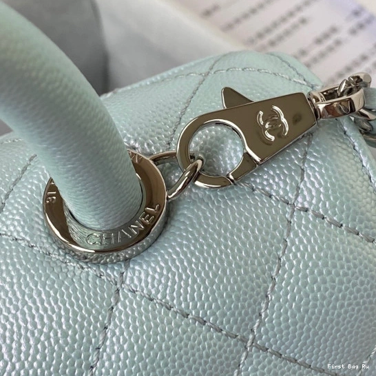 First Bag Ru BAG CHANEL FLAP WITH HANDLE TOP 0822
